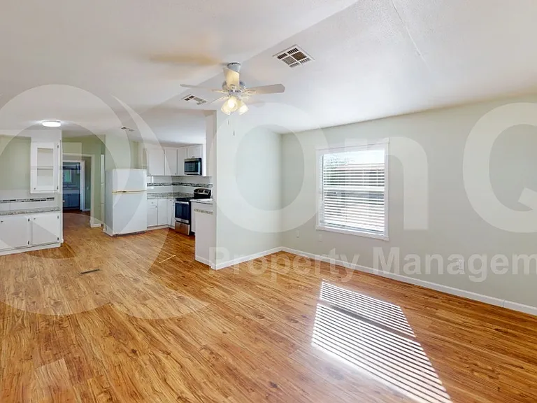 9830 N Anway Rd #2 — Photo 6