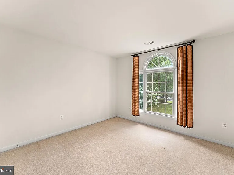 17277 Kettlebrook Lndg — Photo 36