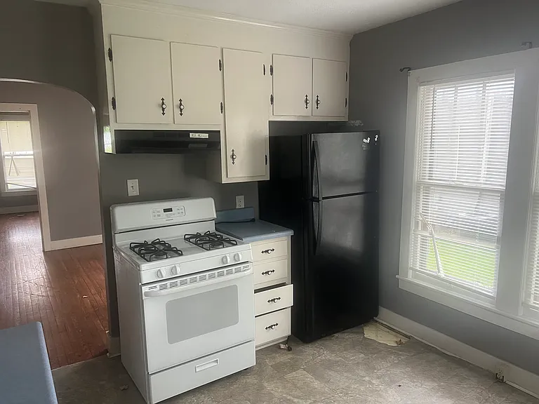 1625 Catherine Dr — Photo 17
