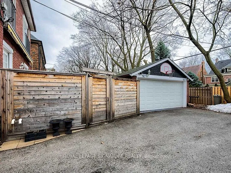 81 Whitehall Rd #UPPER — Photo 27