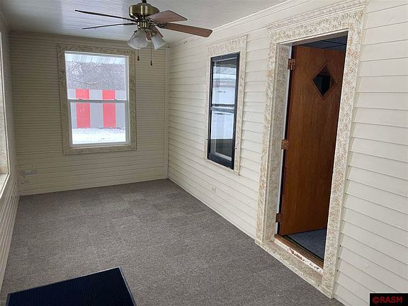 5th image of 857 Bradley Ave