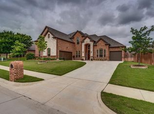 253 Brookdale Dr, Midlothian, TX 76065