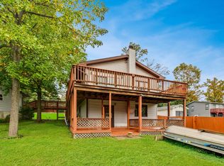 27543 W Ashland Ave, Spring Grove, IL 60081