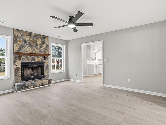4th image of 4409 Ellenbrook Dr