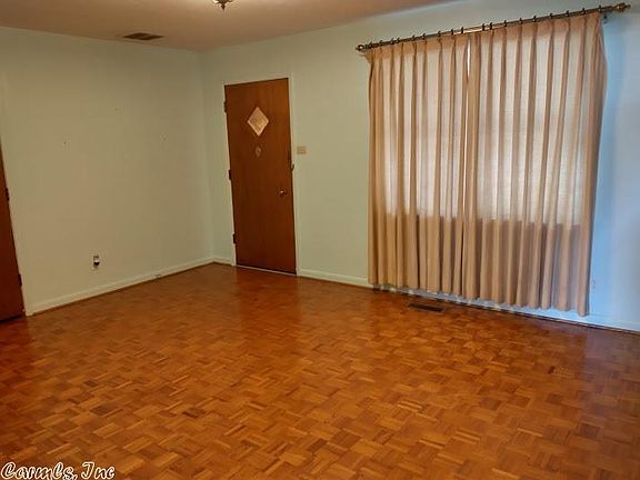 2nd image of 2919 W 36th Ave