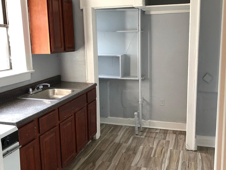 1st image of 482 Summer Ave APT 409