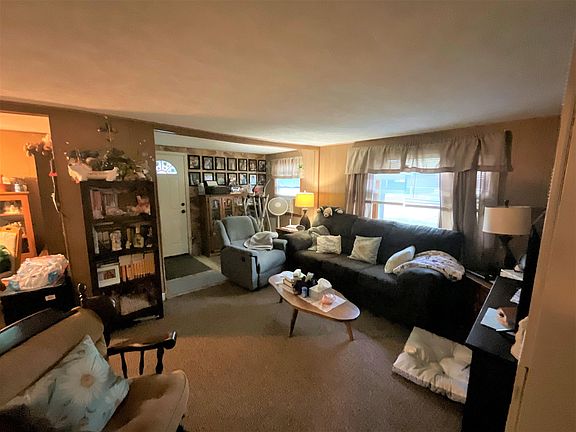 4th image of 211 Oakwood Ave
