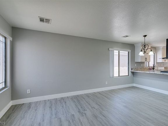 5th image of 2622 Early Vista St