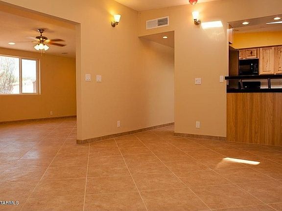 4th image of 1505 W Hudson Pl