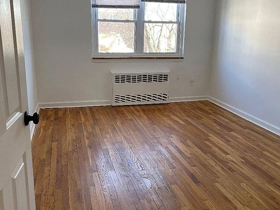 5th image of 5921 72nd St Floor 2