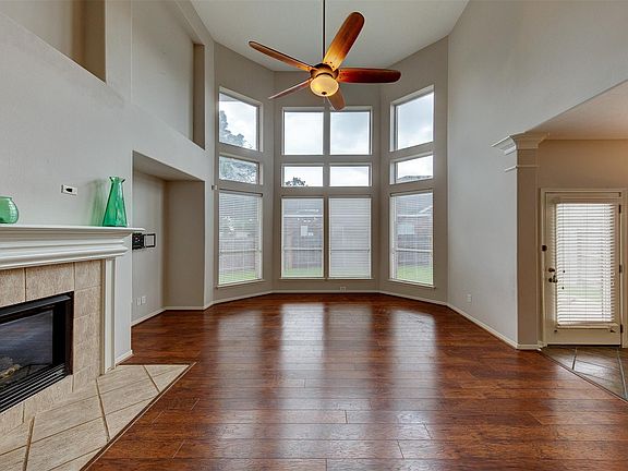 5th image of 2619 Emerald Springs Ct