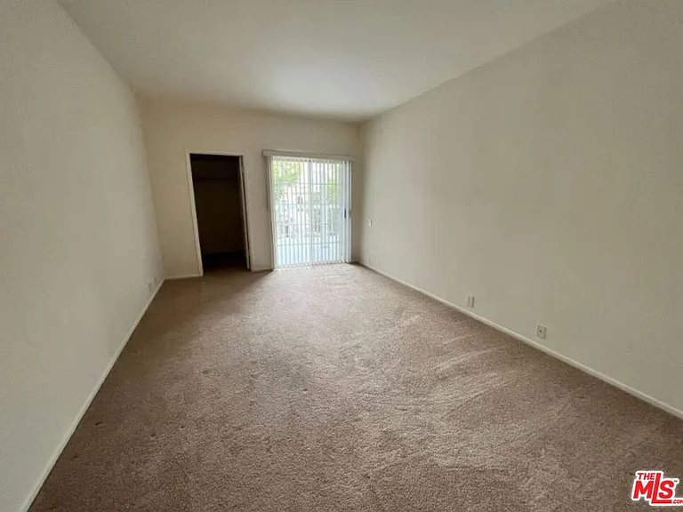 1440 Rexford Dr #105 — Photo 7