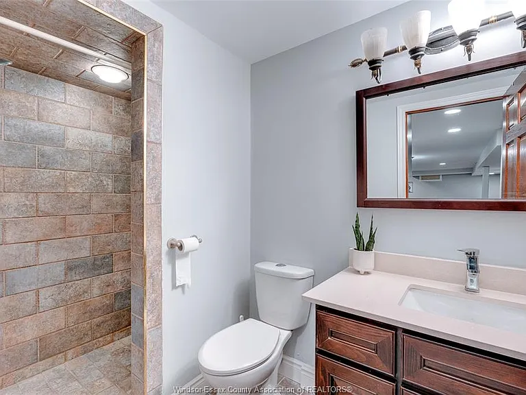 824 Lake Trail Dr — Photo 38