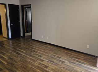 513 S Park Square Dr, Bloomington, IN 47403