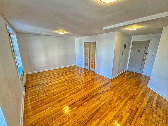 3rd image of 6725 Dartmouth St APT 3L