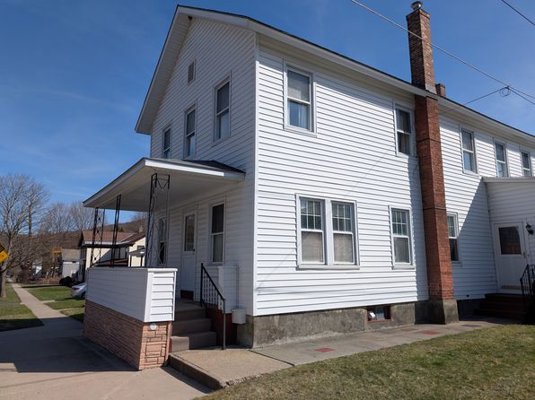 22 Depot St