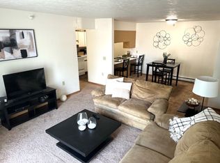 114 Raleigh Ct, Columbia City, IN 46725