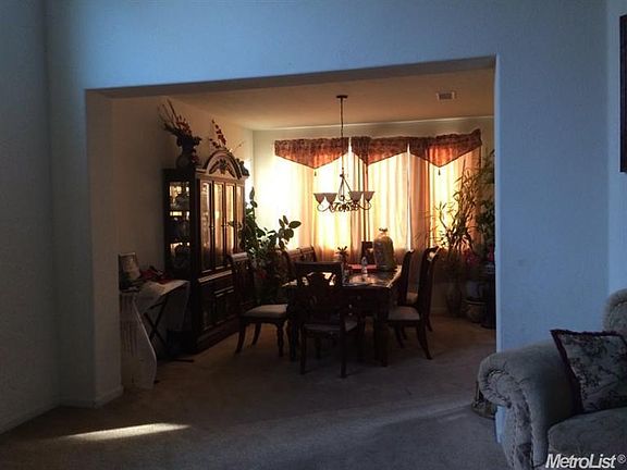 5th image of 3468 Colchester Ave
