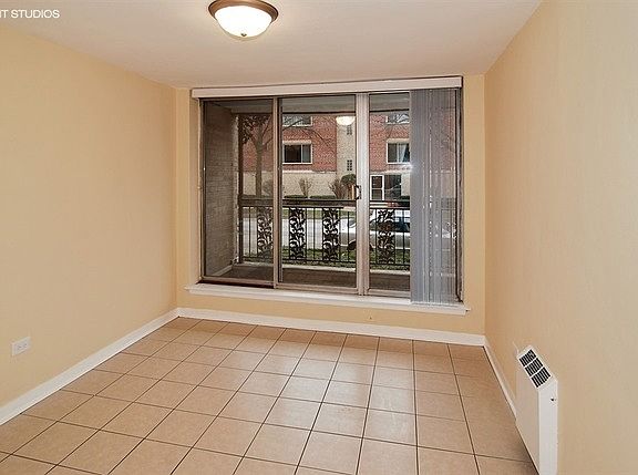 5th image of 1008 Washington Blvd APT 3