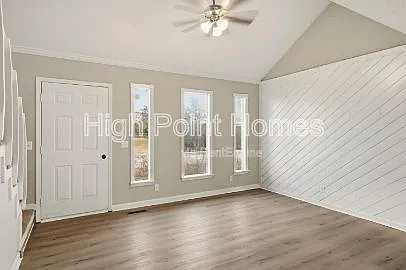 90 Park St #102 — Photo 11