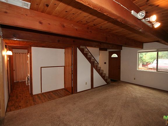 4th image of 42557 Falcon Ave