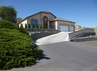 4455 King Dr, West Richland, WA 99353