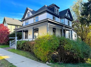 718 Pennsylvania Ave, Irwin, PA 15642
