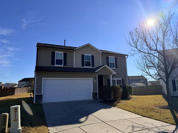 2510 Dalmahoy Ln, Fuquay Varina, NC 27526