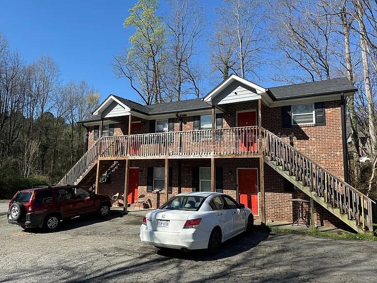 2406 Markwood Ln SE #D — Photo 10