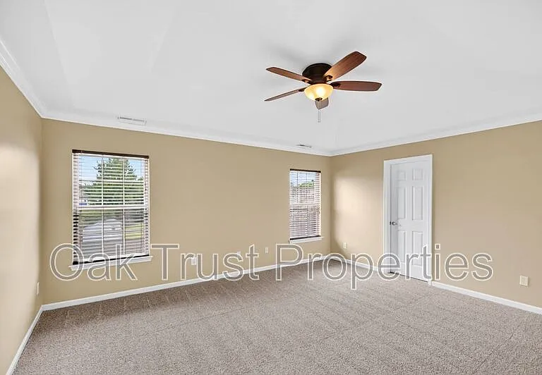 7018 Bellflower Ln — Photo 14