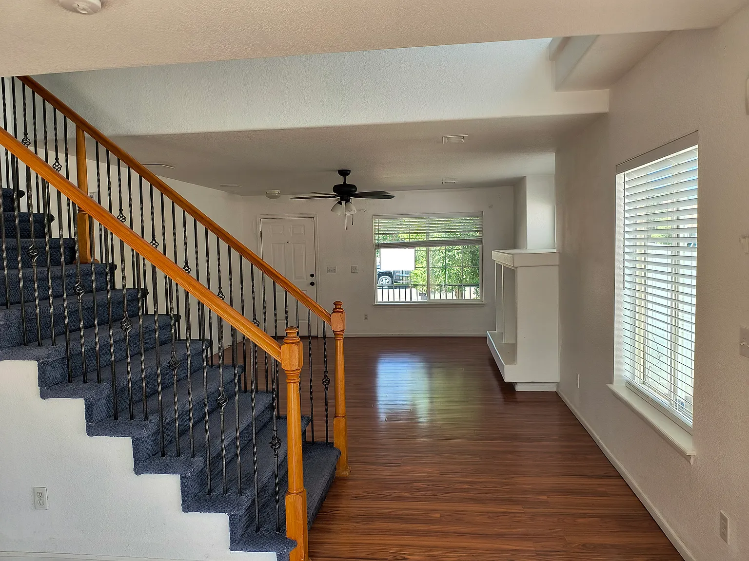 3 bed, 2.5 bath, 1845 sqft, $2,600 — Photo 3