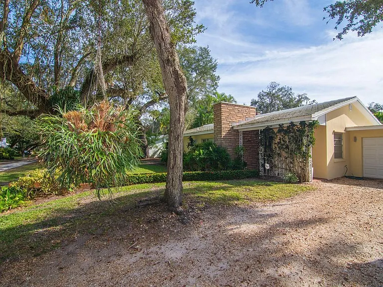 530 Cypress Rd — Photo 27