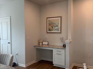 811 Falls Grove Trl #811, High Pt, NC 27265