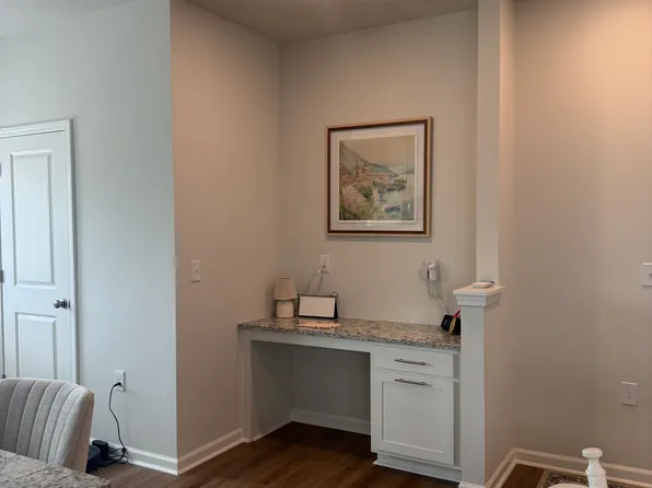 811 Falls Grove Trl, High Pt, NC