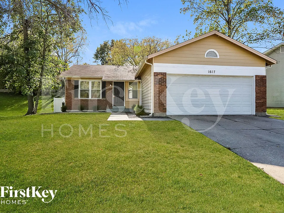 1617 Fairwood Forest Dr