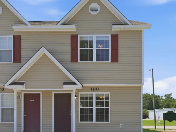 100 Cornerstone Pl, Jacksonville, NC 28546