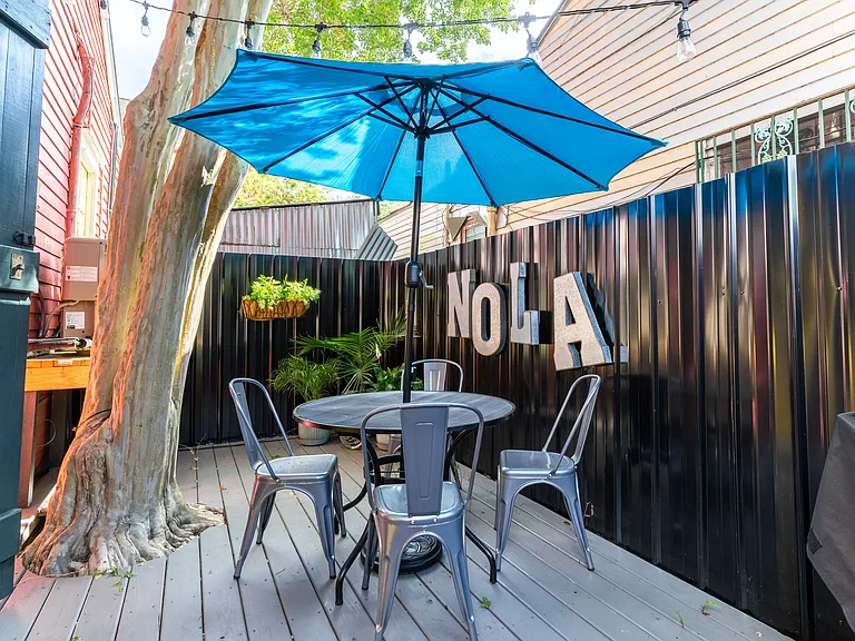 1001 Bartholomew St — Photo 14
