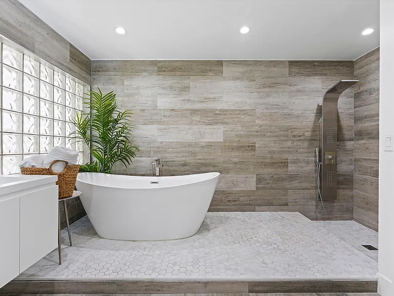 10112 Aqua Vista Way — Photo 29