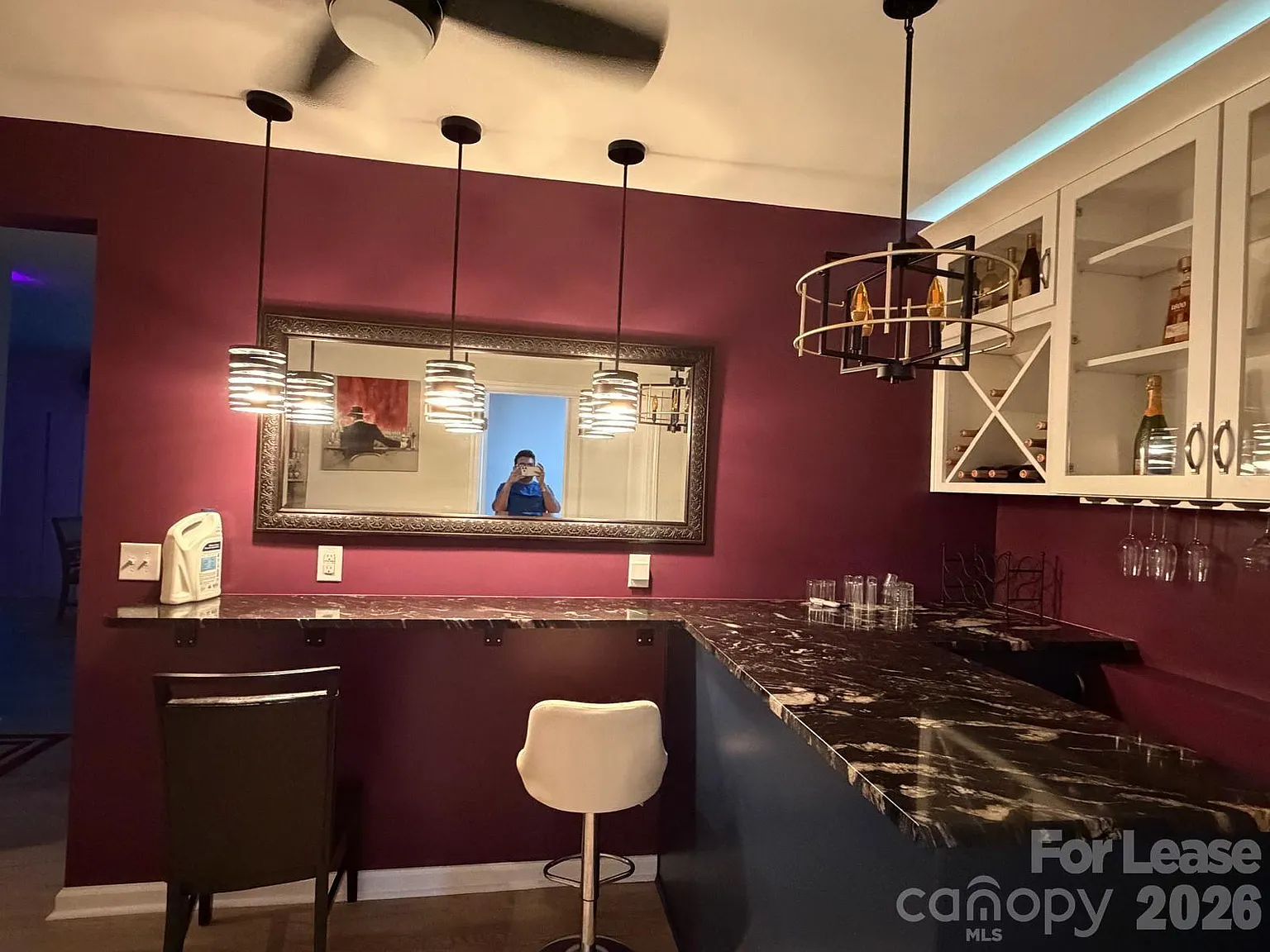 1 bed, 1.0 bath, 1500 sqft, $2,000 — Photo 4