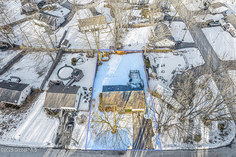 2nd image of 24 Orenda Spring Drive