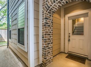 2602 Ashland St, Houston, TX 77008