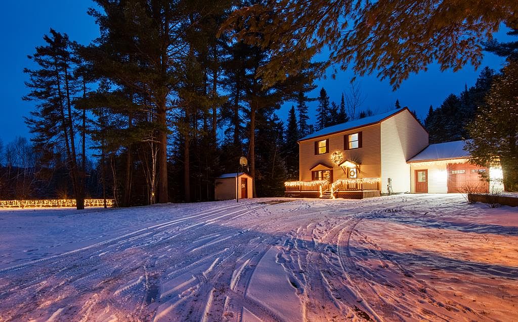 22 Blueberry Ridge Rd, Lake Placid, NY 12946 | Zillow