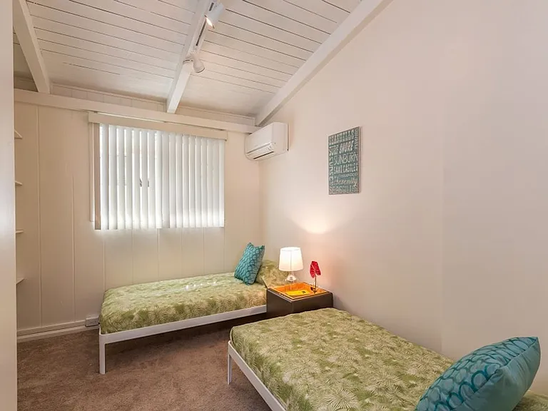 1018 Kealaolu Ave — Photo 14