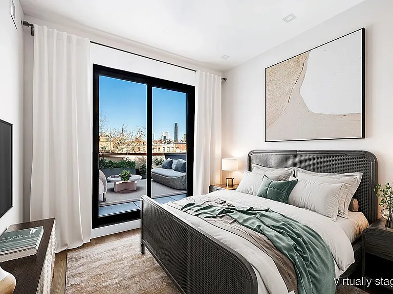 112 Luquer St #1 — Photo 4