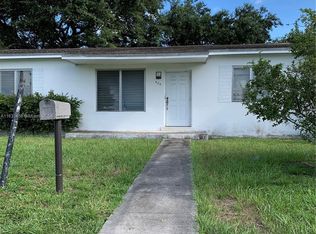850 NE 178th St, Miami, FL 33162