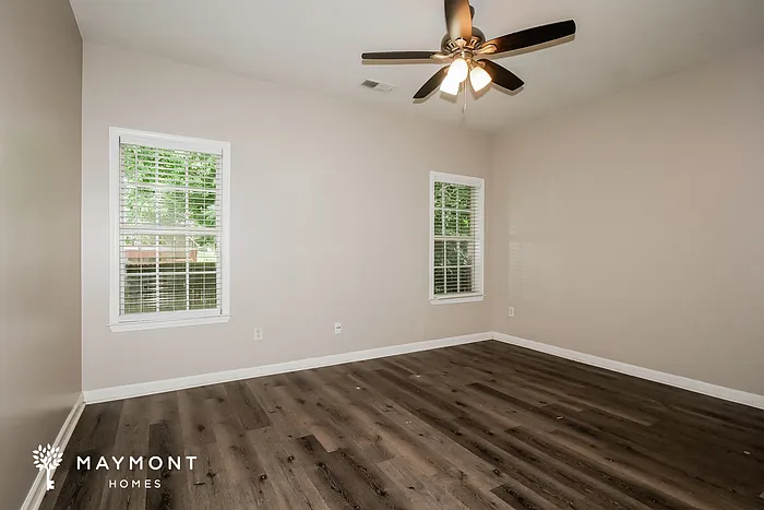 8441 Shady Elm Dr — Photo 10