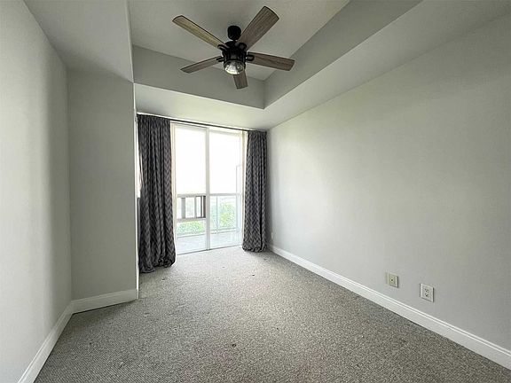 3rd image of 80 Absolute Ave #911