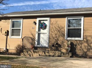16 Andrea Ct, Sicklerville, NJ 08081
