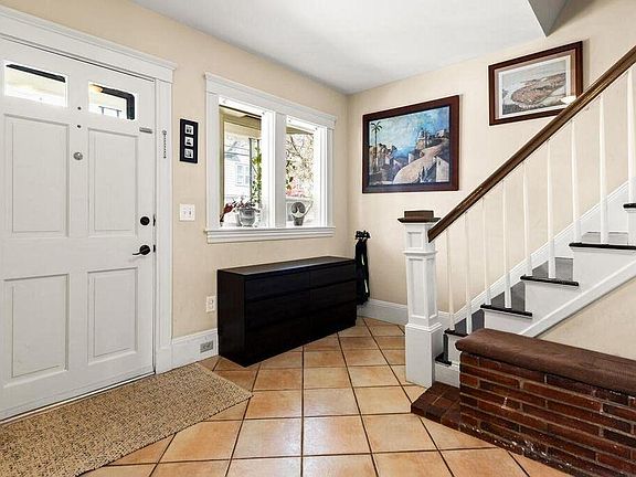 2nd image of 123 Pearson Rd