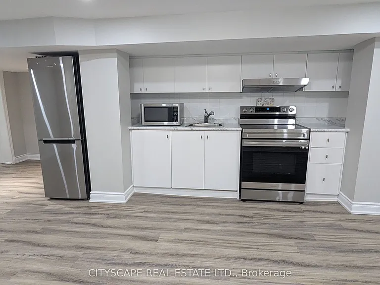16 Melody Rd #BASEMENT — Photo 12